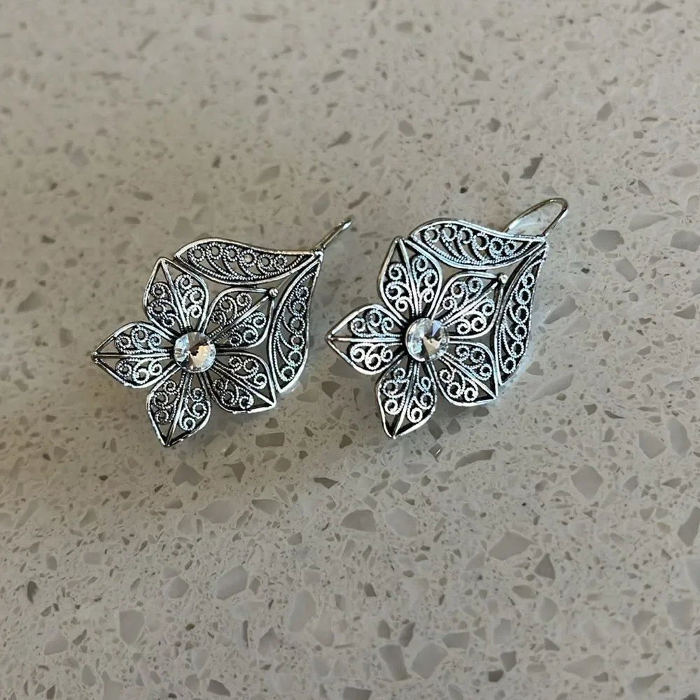 Vintage Style Zinc‎ Alloy Rhinestone Decor Flower Design Earrings